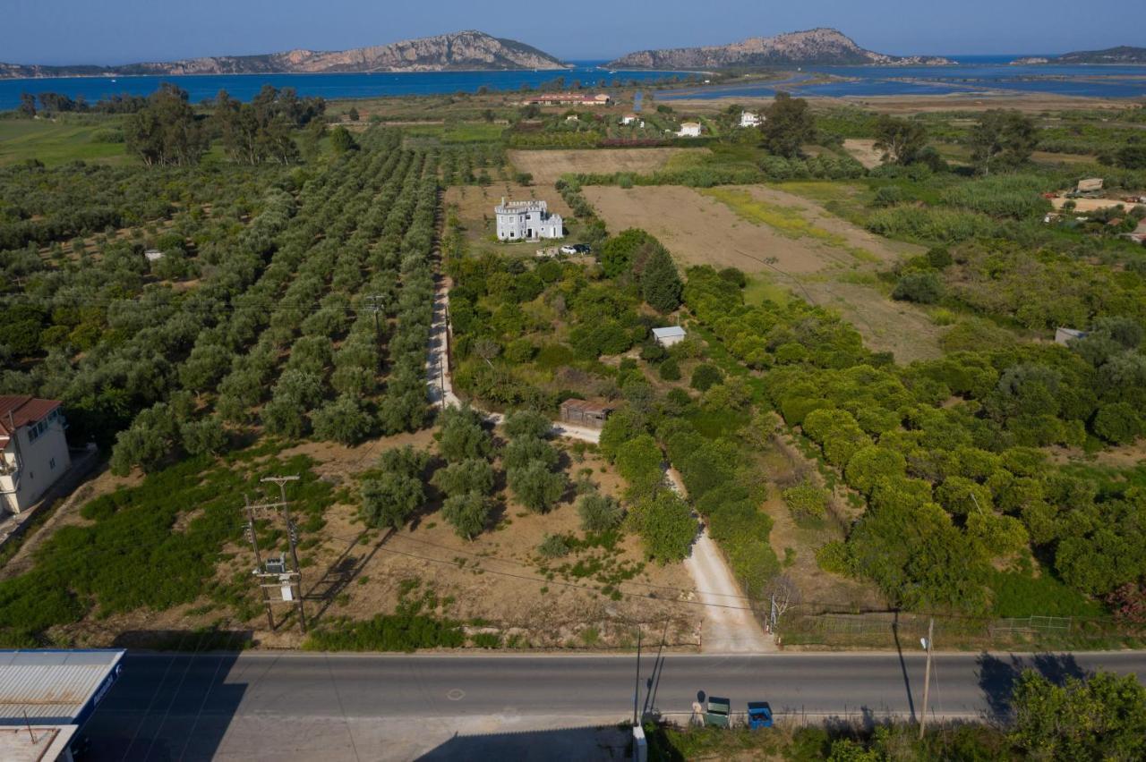 La Vatura Hotel Gialova Exterior photo
