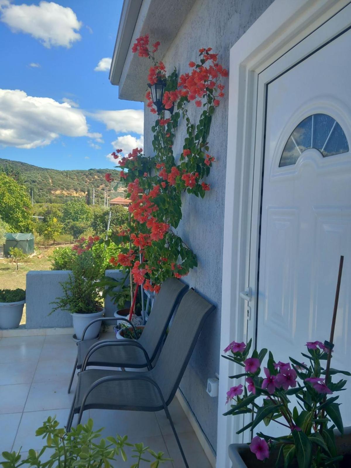 La Vatura Hotel Gialova Exterior photo
